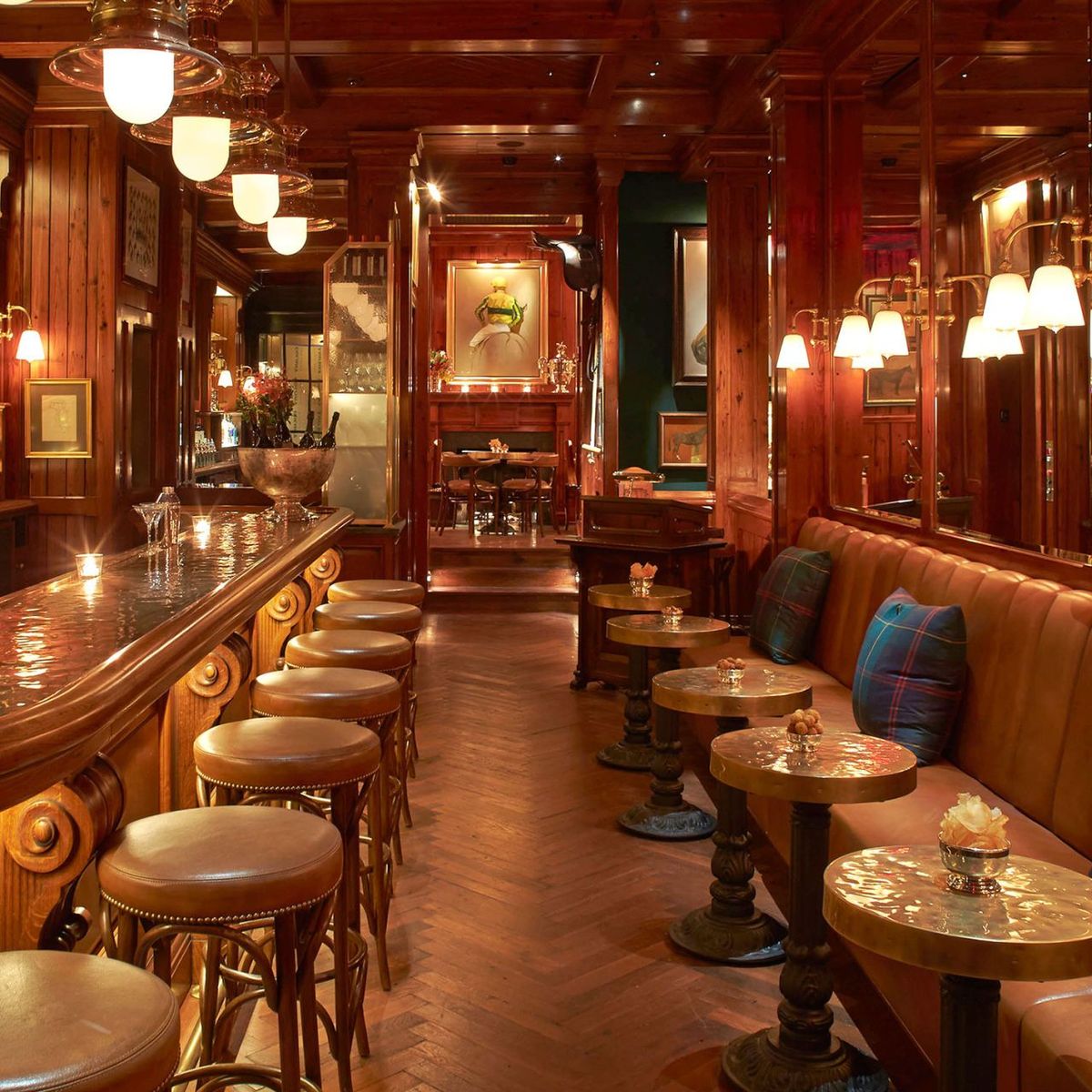 Все, что вам нужно знать о баре для гольфа Ralph Lauren's Polo Bar