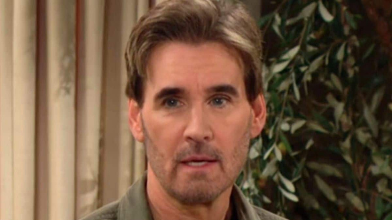 J. Eddie Peck como Cole em Y&R