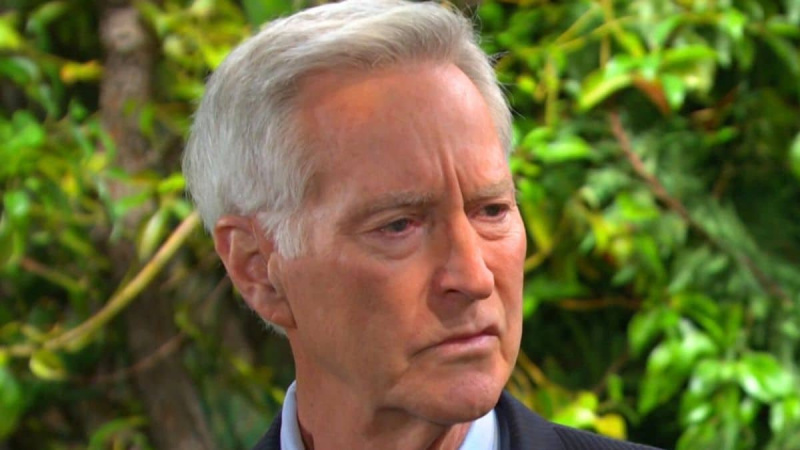   Drake Hogestyn kot John Black v Dnevih