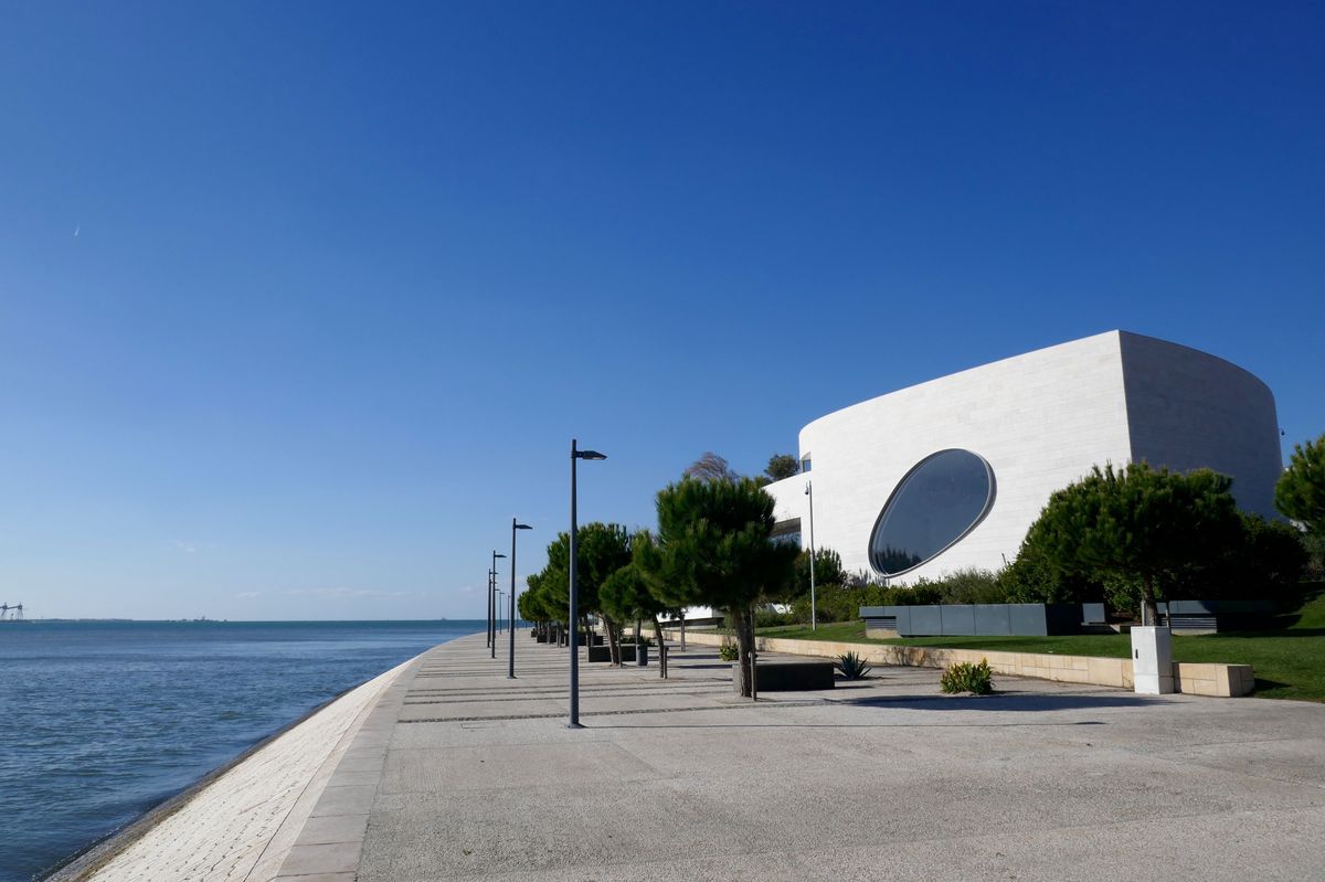 Architektur, Wahrzeichen, Himmel, Meer, Baum, Urlaub, Horizont, Haus, Küste, Tourismus,