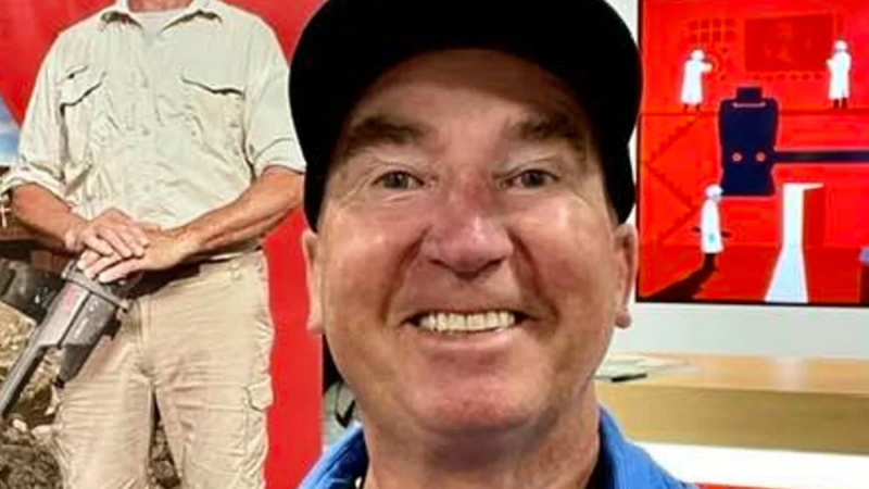 Isola della Quercia's Gary Drayton takes a selfie