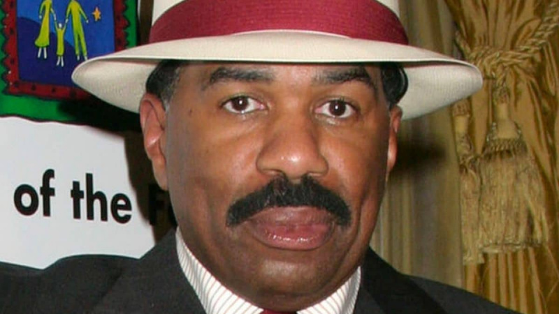   Steve Harvey en el Hotel Regent Beverly Wilshire