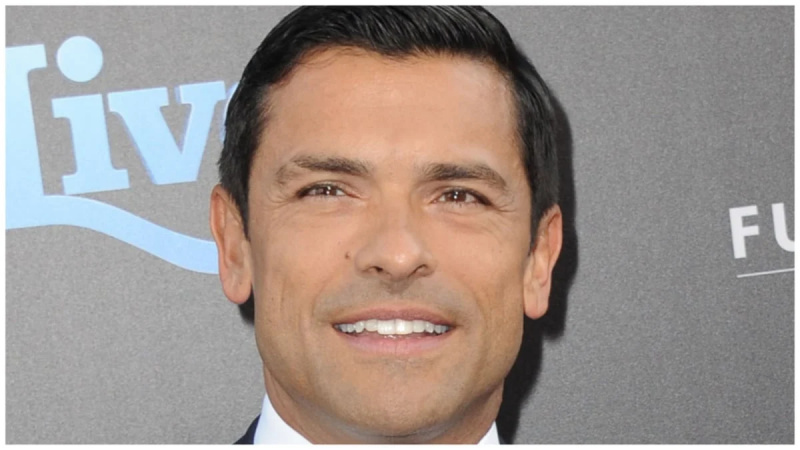 Evo, zakaj je Mark Consuelos iz LIVE vzel svojo igro Stump Mark na pot