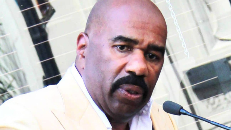   Steve Harvey recebe sua estrela em"The Hollywood Walk of Fame"