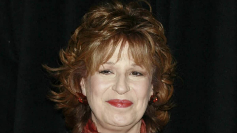   Joy Behar em um evento aleatório