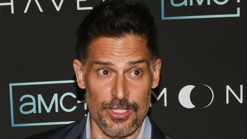 Joe Manganiello gewährt einen Blick hinter die Kulissen von Deal or No Deal Island