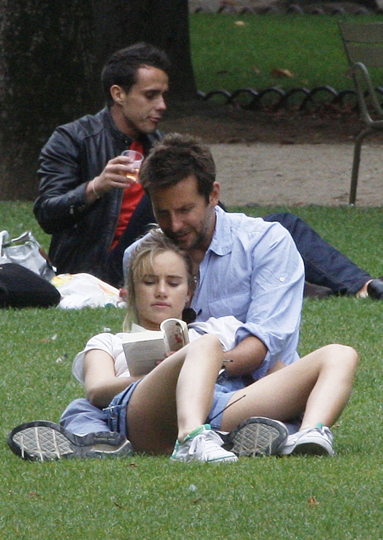 Suki Waterhouse Bradley Cooper