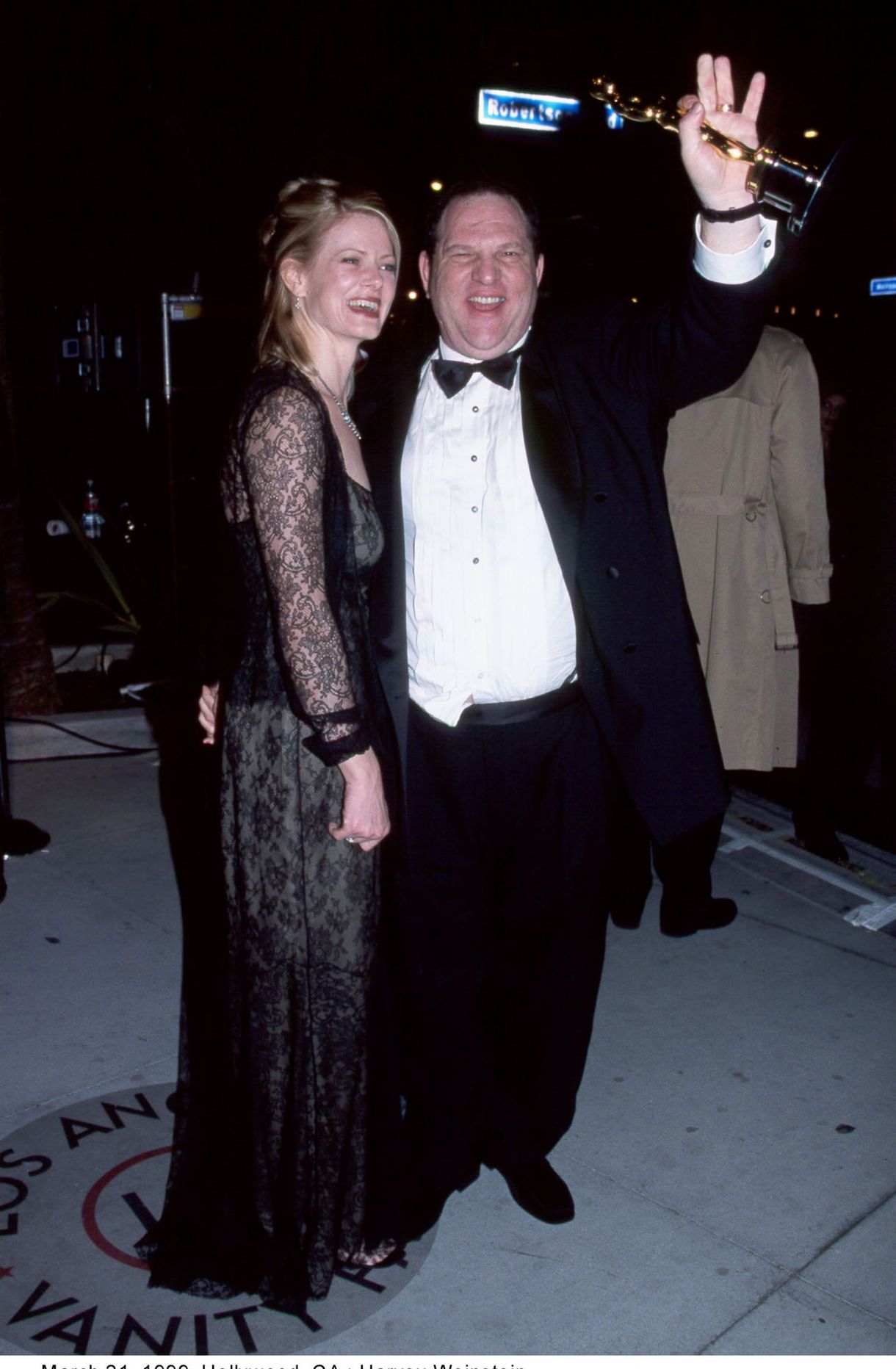 1999 Vanity Fair Oscar Party - Ankomster