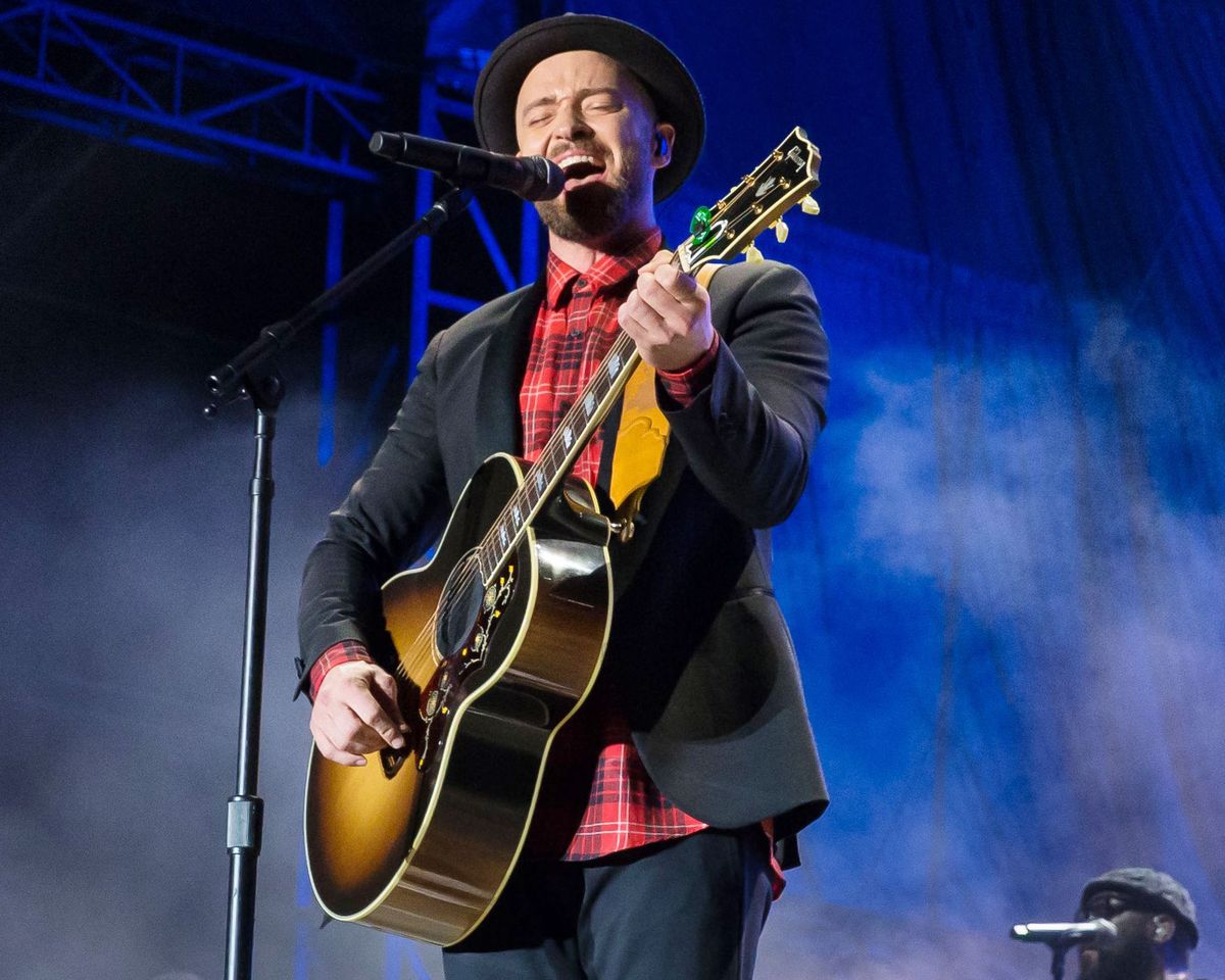 Justinas Timberlake'as keliauja į šalį savo naujame muzikiniame vaizdo klipe kartu su Chrisu Stapletonu