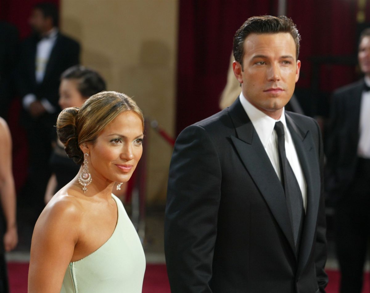 Ben Affleck je doslovno poljubio zadnjicu Jennifer Lopez u glazbenom spotu