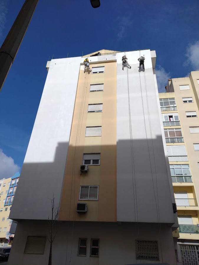 Reis &amp; Oliveira Construção Civil Lda foto 7