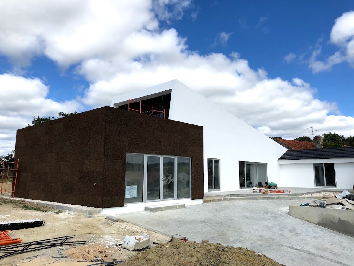 CASEMA - Casas Especiais de Madeira, Lda