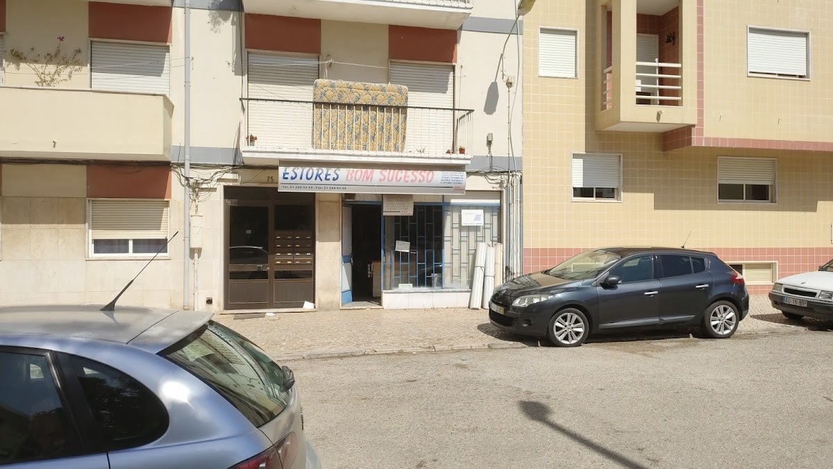 Estores Bom Sucesso de Louros & Madeira, Lda. foto 1