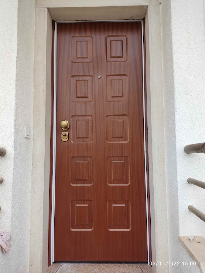 Roliportas, Venda e Montagem de Portas foto 4